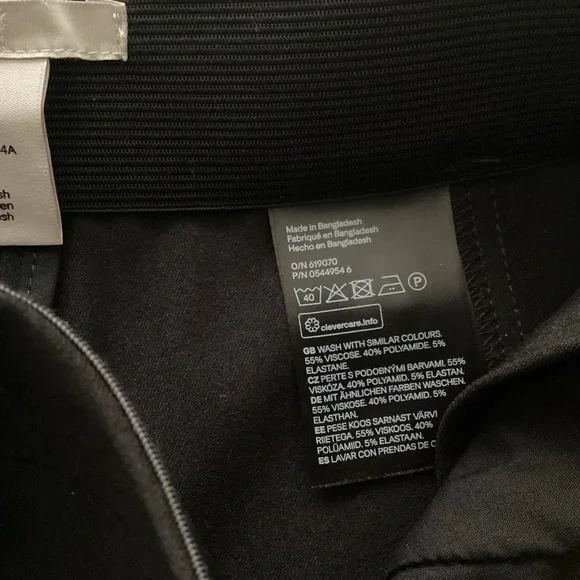 H&M Women’s Black Pants – Size 4 - Picture 12 of 12